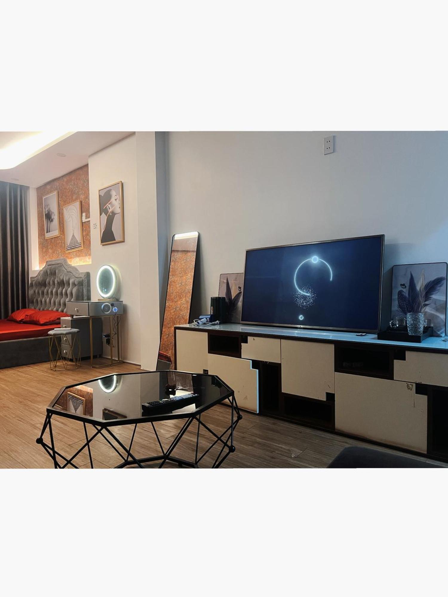 Venus Apartment Kham Thien Hanoi Eksteriør billede